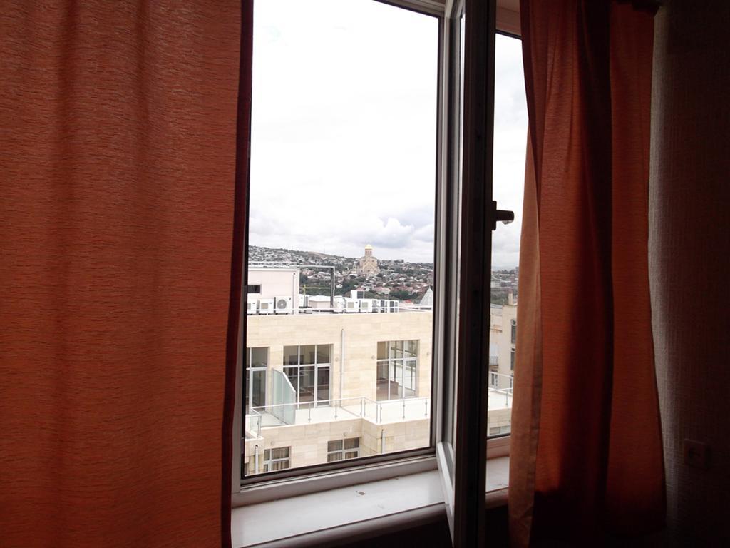 Good Apartment Tbilisi Bilik gambar
